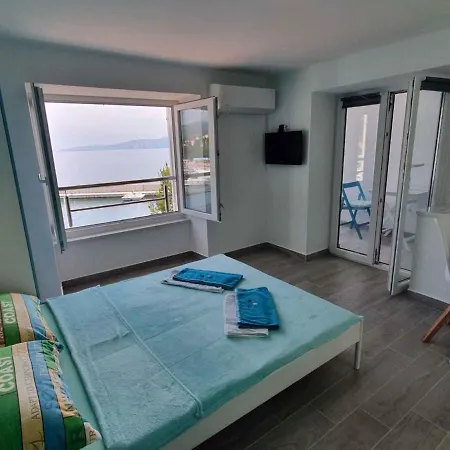 In 14224 Apartment